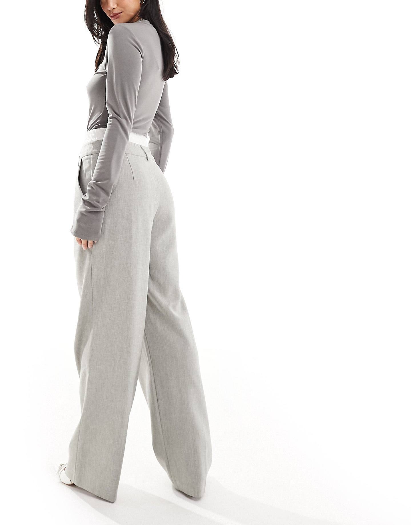 π ElevateFlex Chic Pants